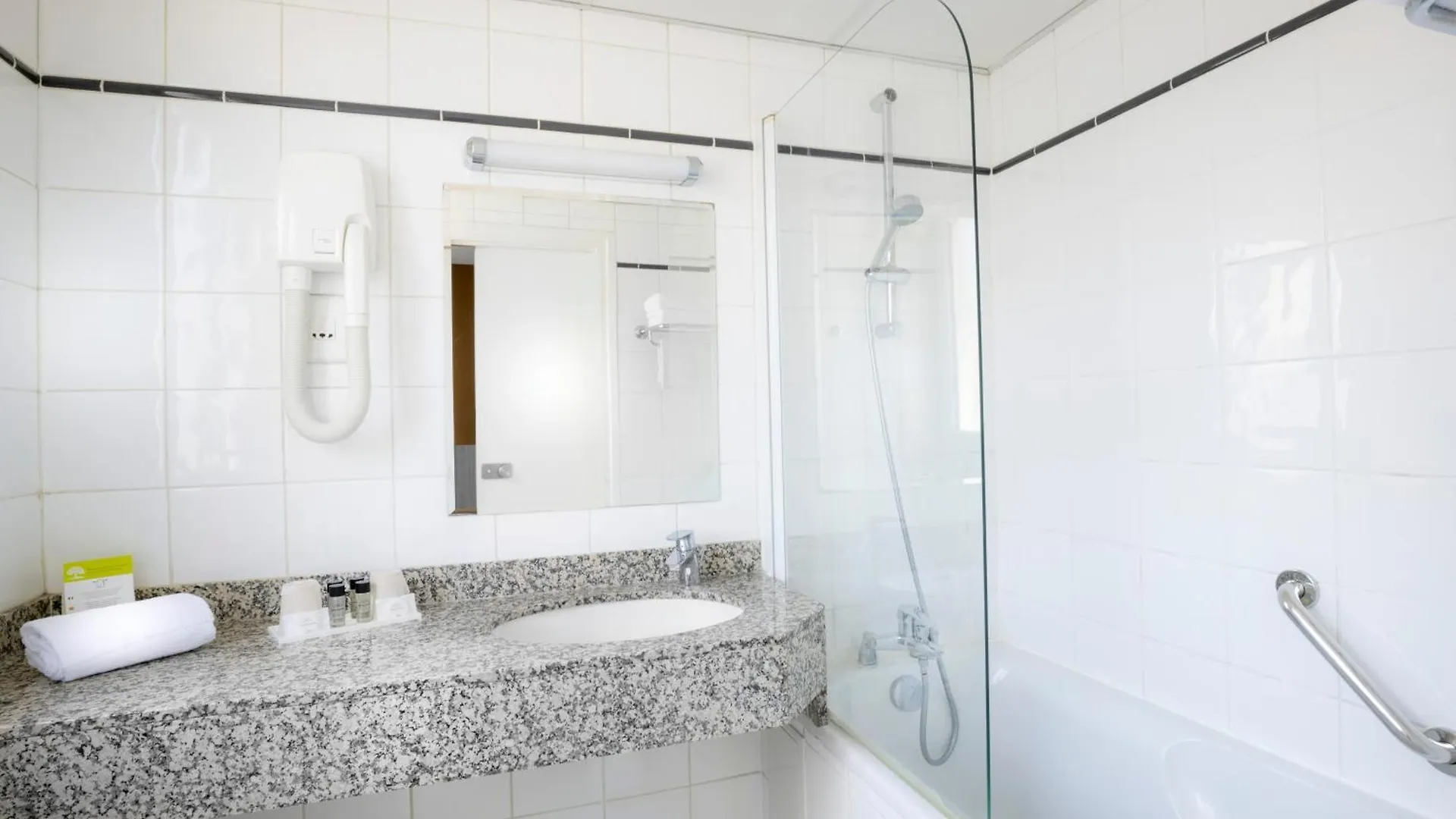 Hotel Marais De Launay 3*