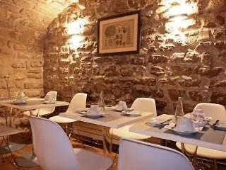 Marais De Launay Отель Париж